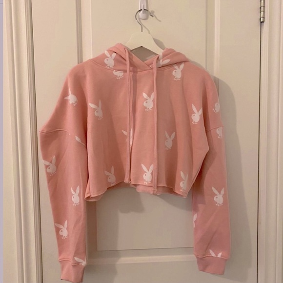 MISSGUIDED - PLAYBOY - Cropped Pink & White Hoodie - Picture 5 of 9
